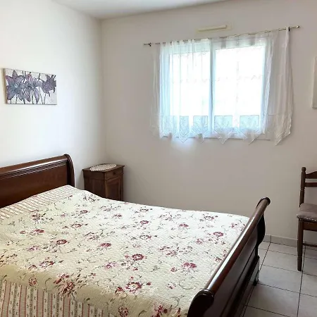 Holiday home Maison Spacieuse Proche - 6 Couchages - - Fr-1-224-805 Saint-Gilles-Croix-de-Vie