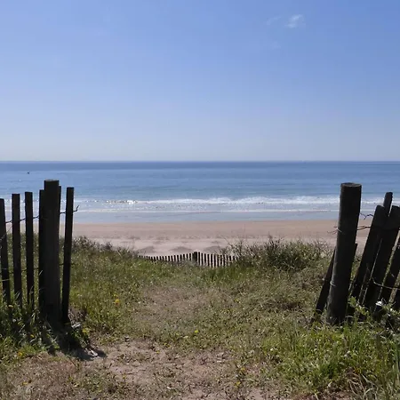 Maison Spacieuse Proche - 6 Couchages - - Fr-1-224-805