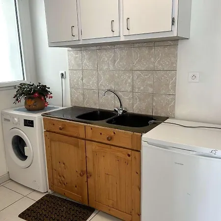 Maison Spacieuse Proche - 6 Couchages - - Fr-1-224-805