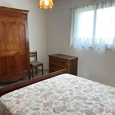 Feriehus Maison Spacieuse Proche Avec Jardin Et Terrasse - 3 Chambres, 6 Couchages, Calme Assure - Fr-1-224-805 *
