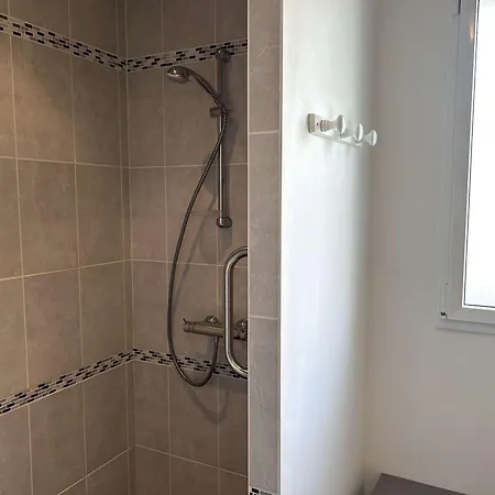 Maison Spacieuse Proche - 6 Couchages - - Fr-1-224-805 *